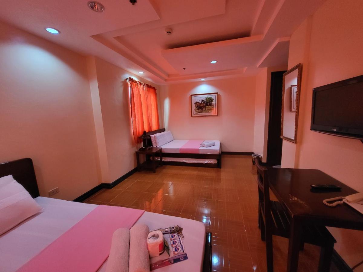 Rooms R Us - Voyagers Palace 公主港 外观 照片