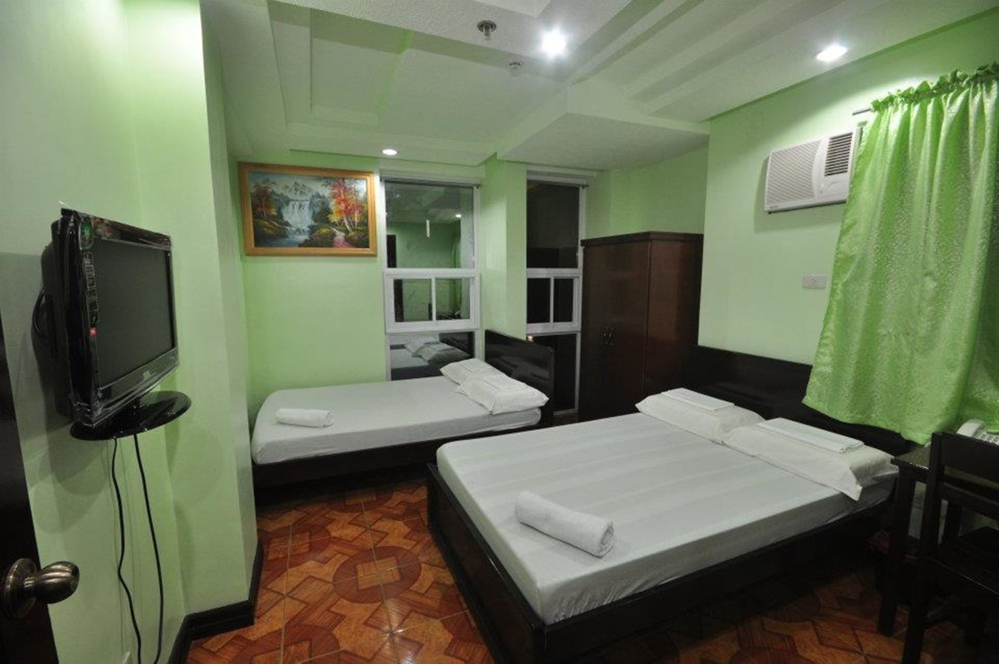 Rooms R Us - Voyagers Palace 公主港 外观 照片